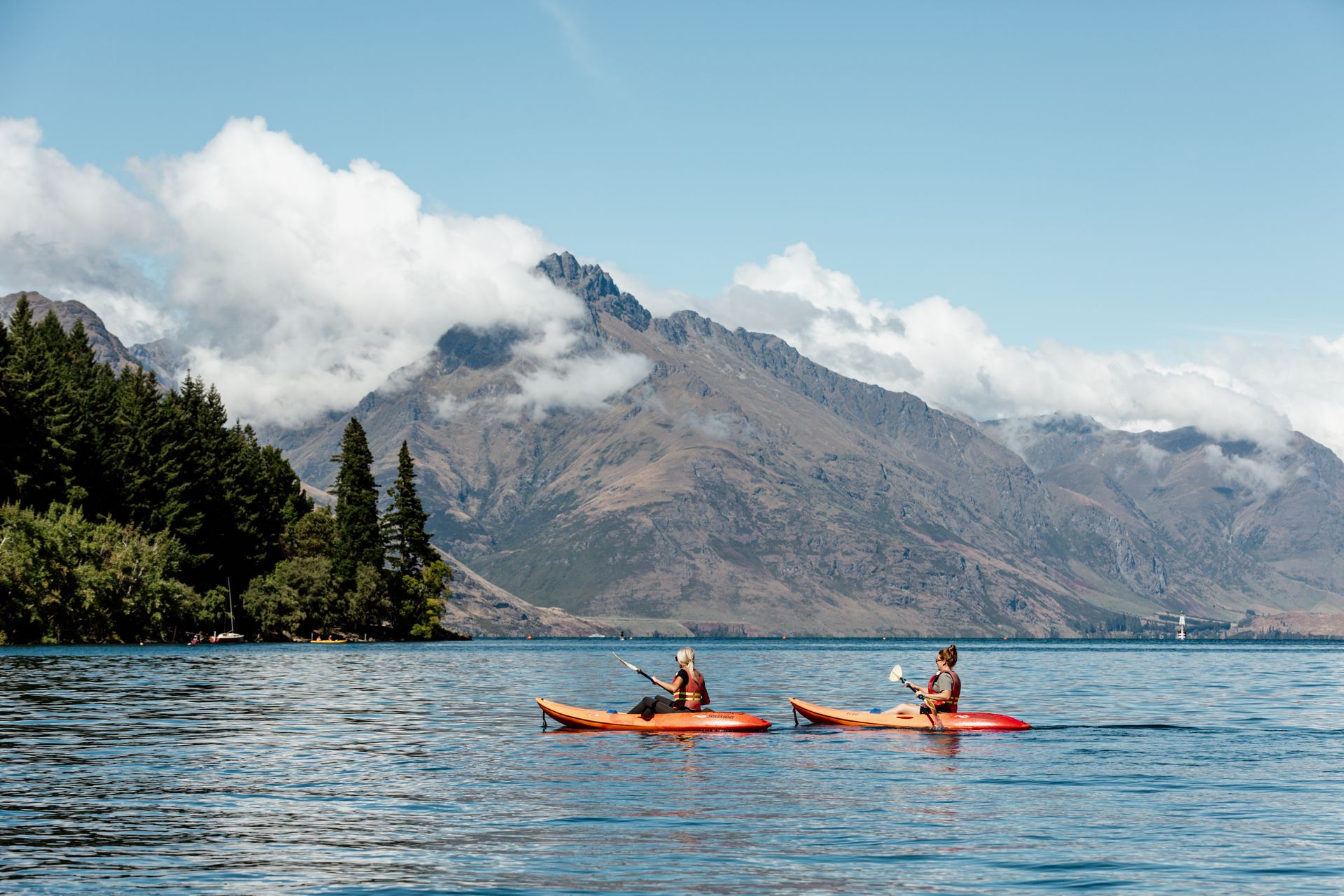 Scenic New Zealand journey